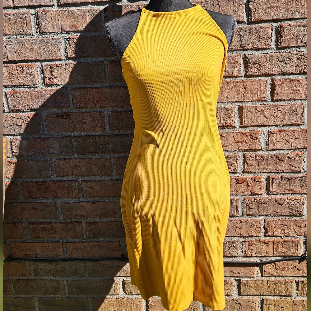 H&M Mustard Ribbed Midi Dress